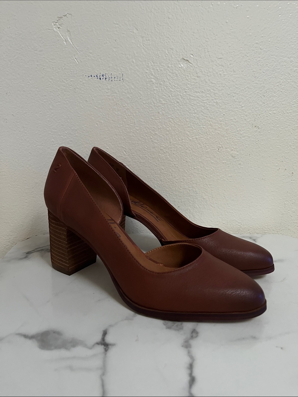 Zodiac Brown Leather Block Heel Pumps
